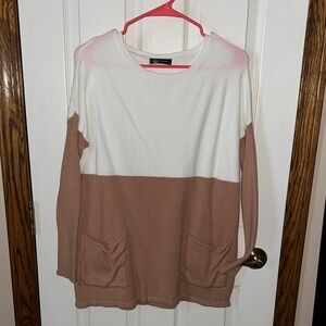 Colorblock Crew Neck Sweater - White and Tan